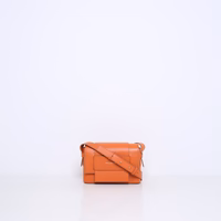 MEGAN | MANDARIN